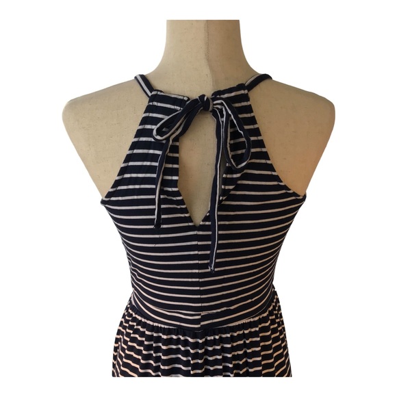 Old Navy Knit Tiered Navy Stripe Maxi Dress - Picture 7 of 13